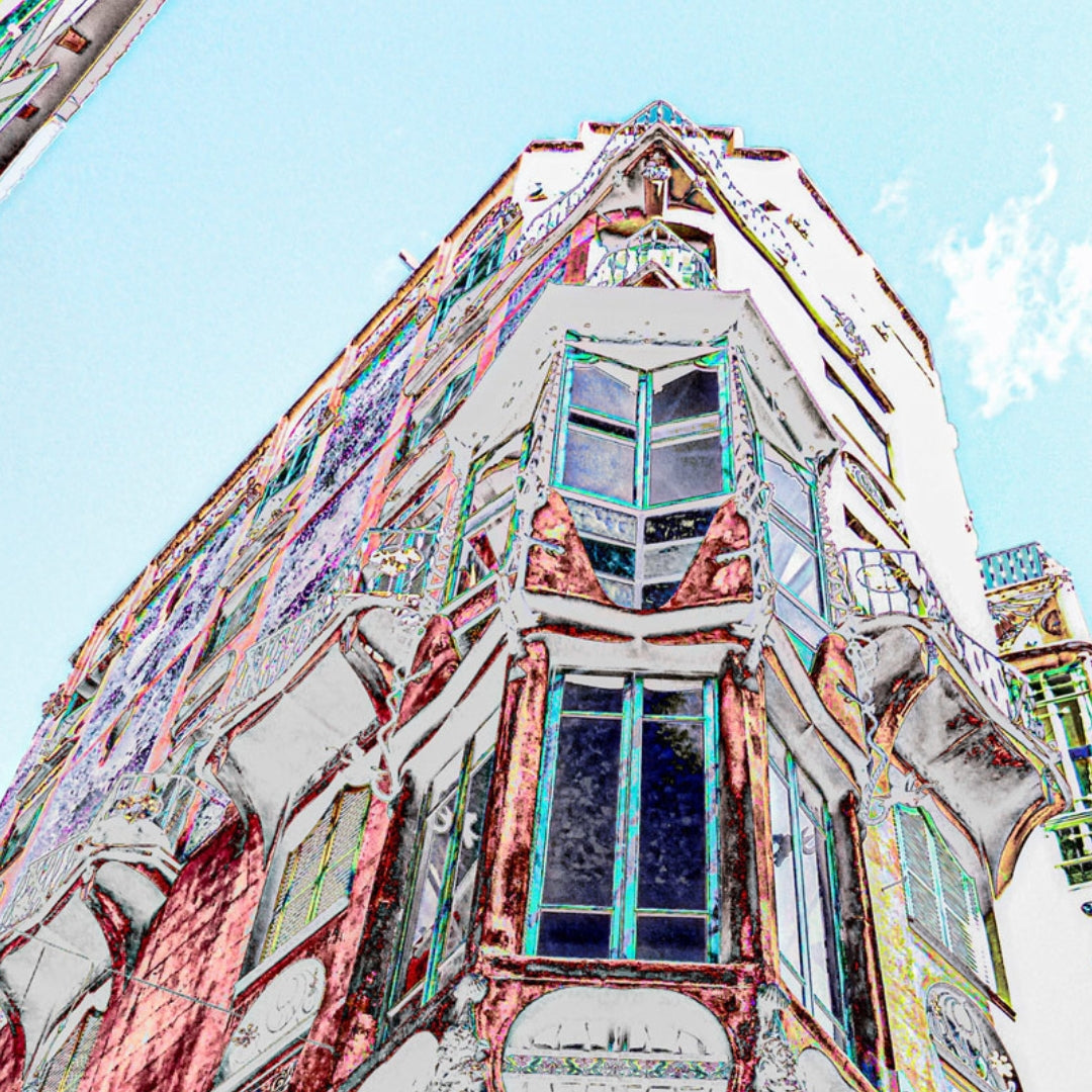 obra artística digital edificio de ciudad colorido artbox de aluminio blanco